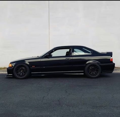 E36 Touring, Bmw E46 Sedan, Bmw 318, E36 Coupe, E36 M3, Custom Bmw, New Ferrari, Super Sport Cars, Bmw Classic