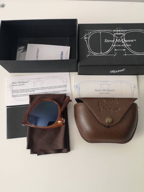 Steve Mcqueen Sunglasses, Persol Steve Mcqueen, Steve Mcqueen, Leather Pouch, Men's Accessories, Accessories Shop, Sunglasses Case, Limited Edition, Light Blue