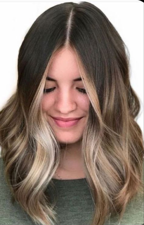 Brunette Looks, Colored Locks, Blond Highlights, Ombre Hair Blonde, Face Frame, Balayage Hair Dark, Brown Hair With Blonde Highlights, Brunette Balayage Hair, Balayage Hair Blonde