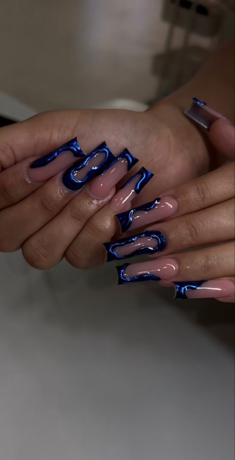 After Prom Outfit Parties, Astronaut Nails, Blue Freestyle Nails, Medium Nail Designs, Chris Brown Concert, Quartz Nails, Concert Fit, Acrylic Toe Nails, Duck Nails