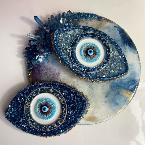 Evil Eye Wall Hanging, Epoxy Resin Evil Eye Wall Charm,Home Decor,Home Gift Idea,House Protection,Evil Eye Home Decor,Evil Eye, Hamsa  🪬🧿Home Decor, House Warming Gift Beautiful handmade evil eye wall hanging to protect your house. 100% handmade of high quality epoxy resin and mixed art material.  Many societies believe that these evil eye charms brings good luck and protection to homes, as well, many people love it as a special decorative item that adds an authentic touch to their homes.  In Eye Aesthetics, House Protection, Zen Circle, Wall Charm, Hanging House, Evil Eye Wall Hanging, Handmade Evil Eye, Eye Decor, Diy Resin Projects