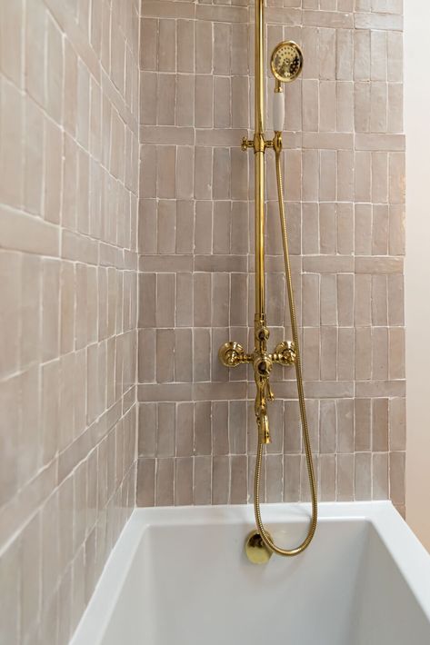 Finger Tile Backsplash, Transitional Shower Tile Ideas, Second Bathroom, Zia Tile, Primary Bath, Pool Bath, Primary Bathroom, Floor Bathroom, One Room Challenge