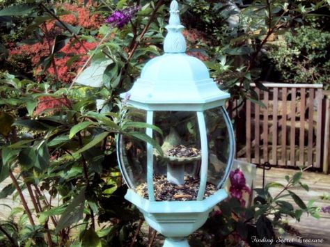 Repurposing an Old Light Fixture into a Birdfeeder Globe Light Fixture, Rustic Kitchen Lighting, Wood Light Fixture, Garden Globes, Light Post, Old Lights, Bird Seed, Bird Feeder, Diy Outdoor