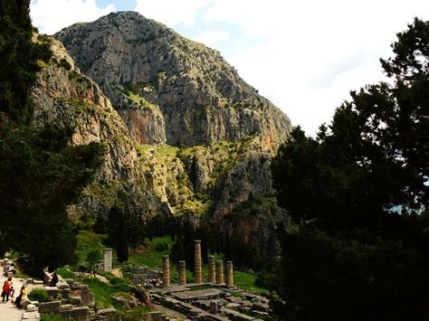 Mount Pelion - southeastern part of Thessaly, central Greece - a hook-like peninsula between the Pagasetic Gulf and the Aegean Sea. Greece Mountains, Bad Family, Pelion Greece, Marital Advice, Greek Mountains, Sacred Mountain, Singing Competitions, Family Cooking, Aegean Sea