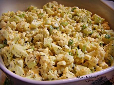 Mock Potato Salad, Low Carb Side Dish, Low Carb Side, Grill Meat, Pasta Sides, Savory Salads, Bbq Ideas, Low Carb Salad, Vegan Cauliflower