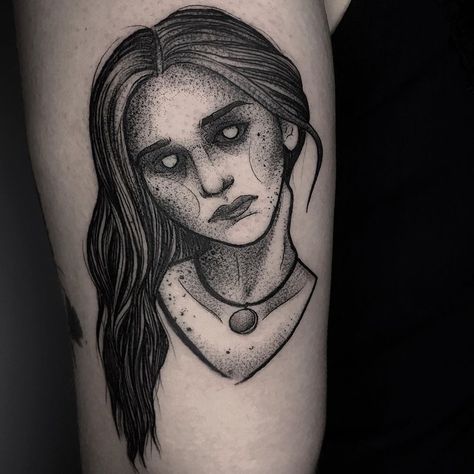 Bent Neck Lady Tattoo, Bent Neck Lady Hill House, The Haunting Of Hill House Tattoo, Haunting Of Hill House Tattoo, Hill House Tattoo, Bent Neck Lady, Tattoo Designs Skull, The Haunting Of Hill House, Lady Tattoo