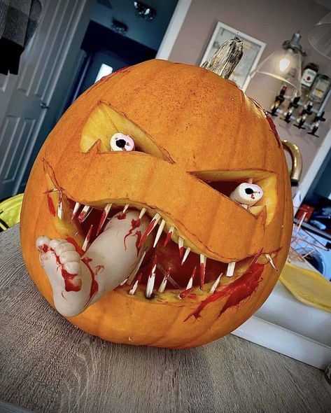 Art Pumpkin Carving, Halloween Scary Pumpkins, Pumpkin Carving Competition, Gory Pumpkin Carving, Medusa Pumpkin Carving, Pumpkin Eating Baby Pumpkin Carving, Scary Pumpkin Decorating, Halloween Pumpkin Carving Ideas Creative, Scary Pumpkin Ideas