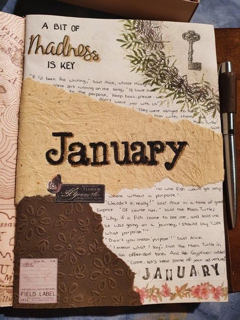 Vintage Notebook Ideas, Cover For Journal Book, Scrapbook Journal Vintage Ideas, Vintage Theme Journal Ideas, Vintage Theme Scrapbook, Bujo Vintage Theme, Vintage Ideas Scrapbook, January Scrapbook Ideas, Diy Dairy Cover Ideas