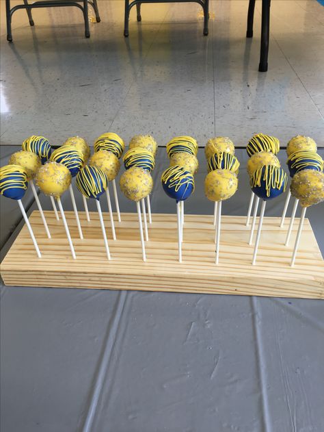 Ffa Dance Themes, Ffa Banquet Ideas Decorations, Ffa Cookies, Ffa Banquet Ideas, Ffa Banquet Decorations, Ffa Decorations, Ffa Scrapbook Ideas, Ffa Scrapbook, Agriculture Education Classroom