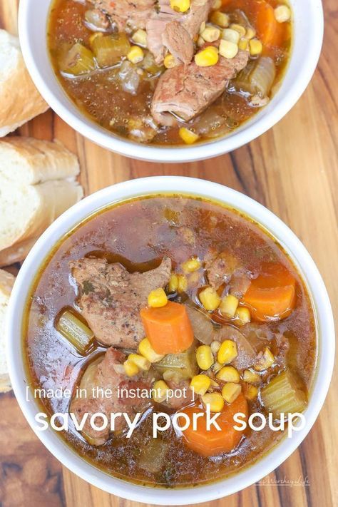 Pork Hock Soup, Pressure Cooker Soup Recipes, Pork Soup Recipes, Instant Pot Slow Cooker, Easy Chicken Casserole Recipes, Pressure Cooker Recipe, Pork Broth, Pork Soup, Pork Stew