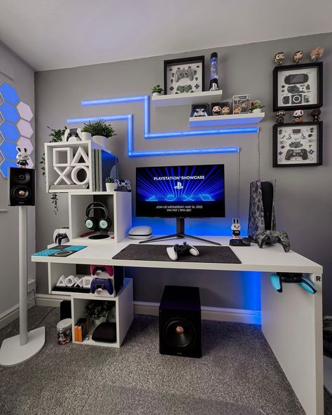 Gaming Room Setup Bedrooms, Bedroom Gamer, Games Room Inspiration, Gaming Bedroom, Video Game Room Design, Boy Bedroom Design, Bedroom Setup, Gaming Room Setup, Gamer Room