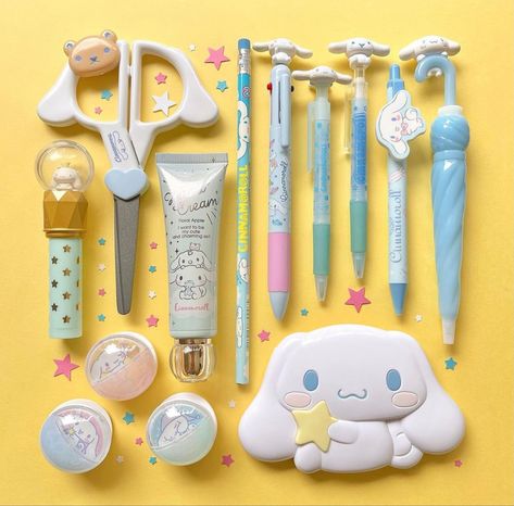 Cinnamon Roll School Supplies, Cinnamoroll Items, Sanrio School Supplies, Bola Jaring, Cinnamoroll Pencil Case, Cinamoroll Pencil Case, Cinnamoroll Stuff, Cinnamoroll Stationary, Cinnamonroll Sanrio School Supplies