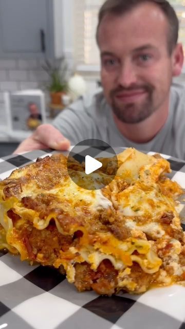 Luke Brown on Instagram: "Homemade Lasagna is a family favorite dinner! This recipe makes one lasagna for dinner and one to put in the freezer for another dinner.   Recipe  2 lbs ground beef 1 large chopped onion 1 tsp each of salt and pepper  2 tsp each on onion powder, paprika, and Italian seasoning  1/2 tsp red pepper flakes  2 tbsp minced garlic  2 24oz jars pasta sauce  1 box lasagna noodles  16 oz shredded mozzarella cheese   15 oz container ricotta  24 oz container cottage cheese 1 cup shredded Parmesan cheese  1 egg 1 tbsp dried parsley   Steps Start boiling a large pot of water for the lasagna noodles. Cook noodles according to the directions on the box. Once lasagna noodles are cooked drain water and set aside.  In a large skillet (I used a 12 inch cast iron) brown 2 lbs of groun Cast Iron Lasagna, Recipe For Lasagna, How To Make Lasagna Step By Step, Lasagna For Two, No Cook Lasagna Noodles Recipe, Lasagna Video, Homemade Lasagna Recipe, Lasagna Recipe With Cottage Cheese, Lasagna No Boil Noodles Recipe