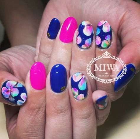 Blue And Hot Pink Nails, Vegas Nails, Cute Pink Nails, Hot Pink Nails, Stem Challenge, Long Dark Hair, Bright Rainbow, Rainbow Nails, I Love Makeup