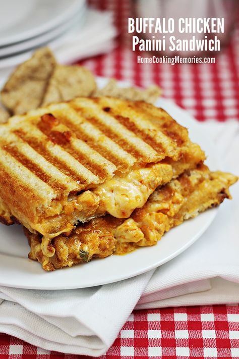 Panini Sandwich Recipes, Buffalo Chicken Panini, Chicken Panini Sandwiches, Sandwich Recipes Panini, Meatball Sandwich Recipes, Meatball Sandwiches, Field Meals, Foil Bake, Oven Baked Meatballs