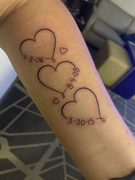 Heart birthday tattoo Heart Tattoo With Birthdates, Heart With Year Tattoo, Date Heart Tattoo, Heart Tattoo With Dates Births, Hearts With Dates Tattoo, Mom Birthday Tattoo, Kids Birthday Tattoo Ideas, Name And Birthday Tattoo, Heart Family Tattoo