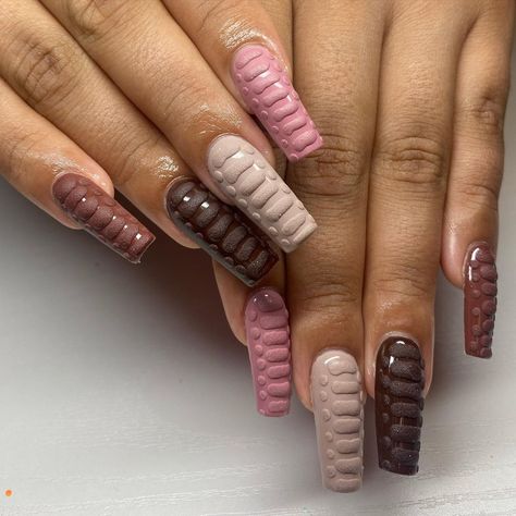 Reptile Nails, California Nails, French Nails, Reptiles, Nail Inspo, Cute Nails, Nail Polish, Nails, Makeup