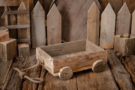 Remember our stories from last week when we were hunting for some old wood? Well, with those treasures, we were able to make so many rustic vibe props, and here's the cart! 📸😍 Our shop is filled with gorgeous props for your sessions <3 LINKS IN BIO 📸 WEBSHOP www.mamamada.com 📸 ETSY SHOP mamamada.etsy.com #photographingnewborns #photographingbabies #babyfineartphotography #vintageinspiredprops #propsvendor #newbornposingprops #newbornposing #newbornphotography #babyphotography #photoprops #b... Photo Studio Decor, Wooden Props, Wood Props, Props Ideas, Baby Month Stickers, Diy Props, Month Stickers, Woods Photography, Photoshoot Props