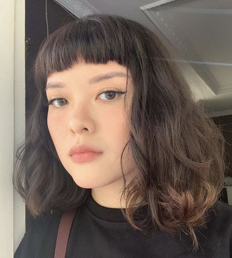 Bangstyle Hair Short Round Face, Baby Bangs With Face Framing, Microbangs Asian, Microbangs Short Hair Round Face, Short Hair Perm With Bangs, Micro Bangs Wavy Hair, Baby Bangs Bob, Microbangs Round Face, Microbangs Hairstyles