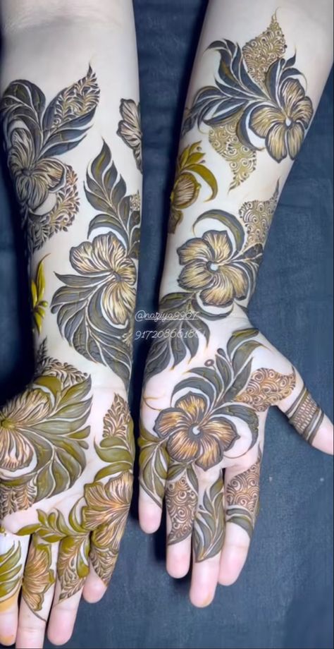 Floral Mehandi Designs For Hands, Gulf Mehendi Design Rose Henna, Dubai Mehendi Designs Back Hand, Dubai Pattern Mehndi, Khafif Mehndi Designs Dubai, Dubai Mehandi Design, Dubai Mehendi Designs, Mehndi Design Front Hand, Floral Mehndi Design