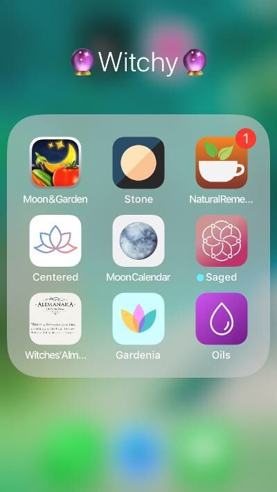 Crystal Spotlight: Quartz | Quartz*Lotus Witchy Apps Iphone, Organization Apps Iphone, Apps Every Girl Needs, Witchy Apps, Witch Apps, Mroczny Elf, Apps For Girls, Setting Intentions, Witchcraft Books