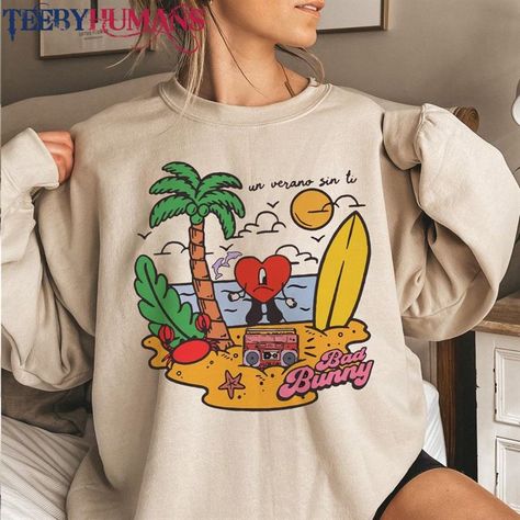 Bad Bunny Merch, Sweatshirt Y2k, Bunny Shirt, Bad Bunny, Clothing Ideas, Christmas List, Shirt Designs, Cute Outfits, Tshirt Designs