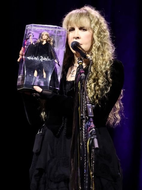 Stevie Nicks Witch, Stevie Nicks Now, Stevie Nick, Stevie Nicks Songs, Buckingham Nicks, Stephanie Lynn, Stevie Nicks Style, Lindsey Buckingham, Stevie Nicks Fleetwood Mac