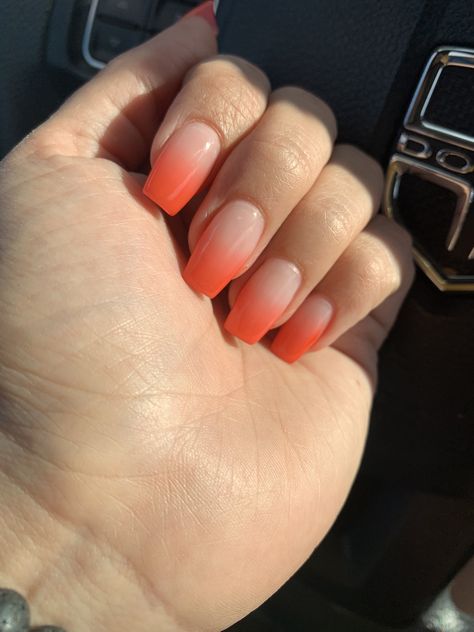 Orange Ombré nails with dip powder! Sns Nails Orange, Dip Powder Nail Ombre, Dip Orange Nails, Orange Ombre Dip Powder Nails, Orange Nails Dip Powder, Terracotta Ombre Nails, Orange Powder Nails, Ombré Nails Orange, Colorful Ombré Nails