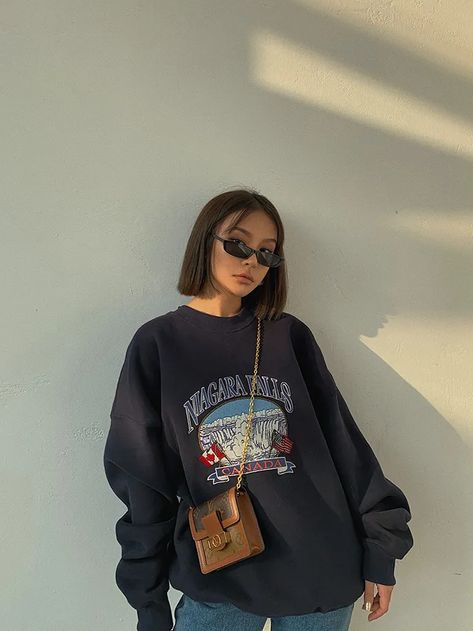 Colada Embroidered Loose-Fit Sweatshirt | YesStyle Taking A Selfie, Skater Girl Outfits, Workout Sweatshirt, 가을 패션, Mode Vintage, Petite Fashion, Looks Vintage, Retro Outfits, Outfits Casuales