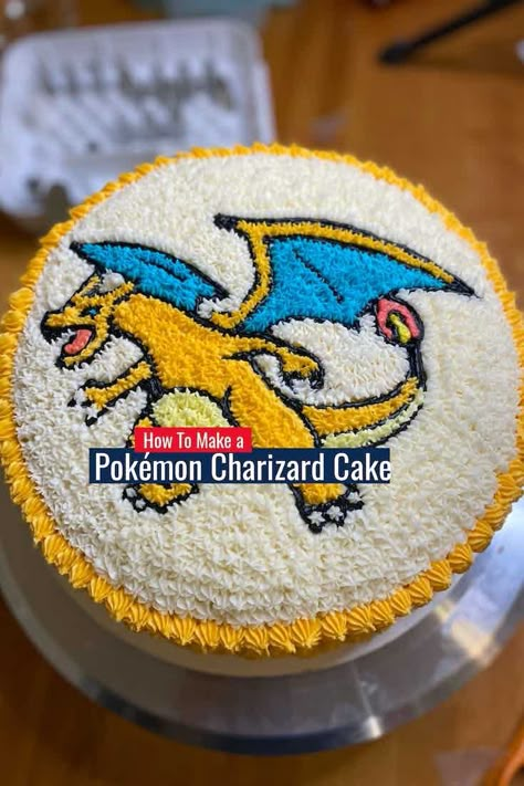 Charizard Cake Ideas, Charzard Birthday Cakes Easy, Pokemon Cake Charizard, Charzard Birthday Cakes, Tort Pokemon, Charizard Birthday, Charizard Cake, Pokemon Birthday Card, Pokemon Cakes