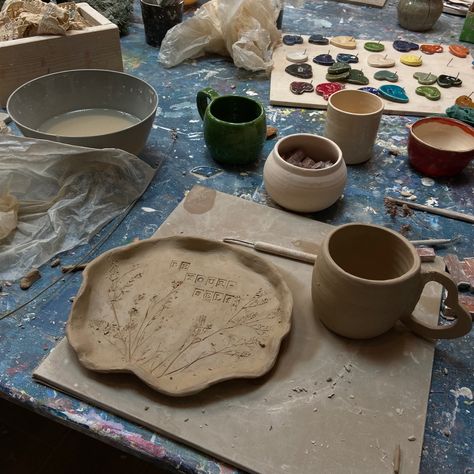 Jamie Butler, Study Things, Paint Aesthetic, Girly Aesthetic, Aesthetic Icon, Pottery Painting, Happy Place, Pottery Art, Happy Places