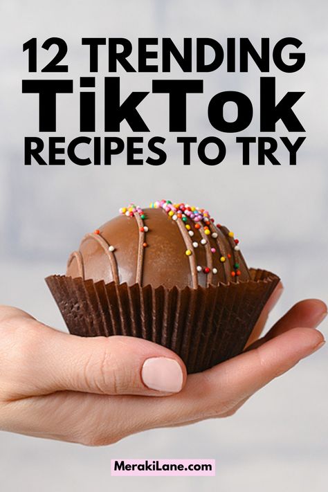 Tik Tok Recipes Desserts, Easy Tick Tock Recipes, Trending Chocolate Treats, Trending Baking Ideas, Viral Tiktok Desserts, Viral Recipes Tiktok, Tiktok Desserts Videos, Tik Tok Desserts, Tiktok Dessert Recipes