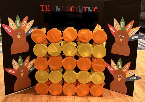 Thanksgiving Punch Out Game, Employee Thanksgiving Ideas, Thanksgiving School Party Ideas, Thanksgiving Ideas For Employees, Thanksgiving Game Prizes, Thanksgiving Work Party Ideas, Thanksgiving Ideas For Teachers, Kindergarten Friendsgiving, Thanksgiving Office Party Ideas