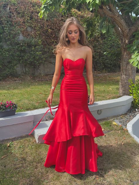 Debs Dresses Ireland, Mermaid Dresses Formal, Debs Dresses, Ireland Dress, Red Mermaid, Mermaid Sweetheart, Deb Dresses, Senior Prom Dresses, Gown Inspiration