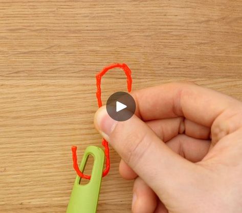 Simple Things You Can Do With a 3D Pen | Simple Things You Can Do With a 3D Pen | By 5-Minute Crafts MenFacebook 3d Pen Projects, 3d Pen Ideas, 3d Pen, Simple Things, 5 Minute Crafts, You Can Do, Things To Do, Pen, Canning