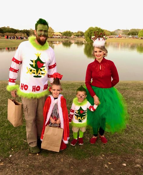 Family Grinch Costume #grinch #grinchchristmas #halloween #costumes #diycostume #cindylouwho #family #fall #halloweencostumes #diy Boy Whoville Costumes Diy, Grinch Costume Diy, The Grinch Diy, Diy Whoville Costumes, Grinch Halloween Costume, Diy Grinch Costume, Kids Grinch Costume, Funny Family Christmas Pictures, Whoville Costumes