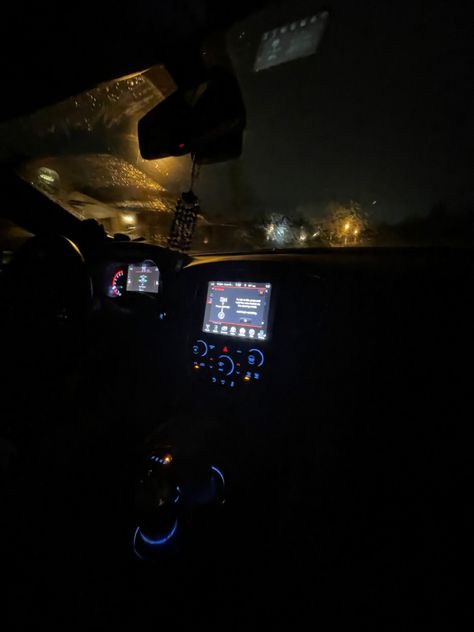 In The Car At Night With Friends, Inside Car Pictures Night, Picture In Car At Night, In The Car Pictures, Inside Car Pictures, Picture In The Car, In The Car At Night, Car Flicks, Car Pictures Instagram