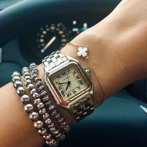 Cartier Watches Women, Clothes Encounters, Retro Watches, Womens Watches Luxury, Cartier Watch, Two Tone Watch, Old Money Style, Luxury Purses, Stockholm Fashion