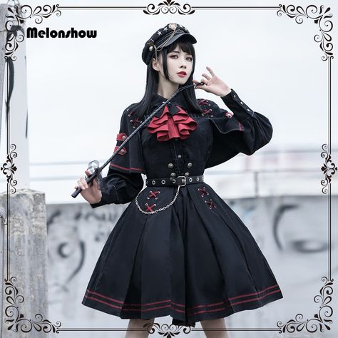 Military Skirts, Jk Uniform, Costume Noir, Punk Dress, Black Costume, Girls Uniforms, Military Style, Dress Hats, Halloween Kostüm