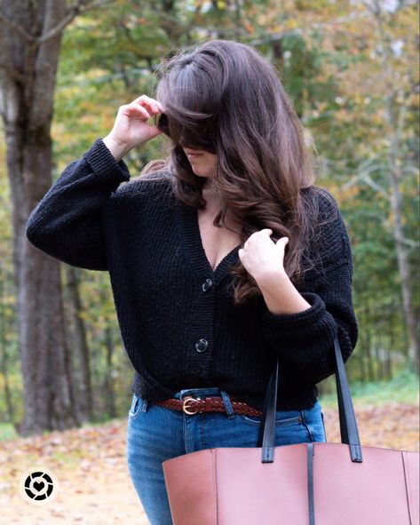 Woman with brown wavy hair wearing a cropped, v neck, black cardigan and denim with fall leaves in the background Black Cropped Cardigan Outfit, Cropped Cardigan Outfit, Black Cardigan Outfit, Black Cropped Cardigan, Outfit For Fall, Cardigan Outfit, Simple Fall Outfits, Cardigan Outfits, Easy Fall