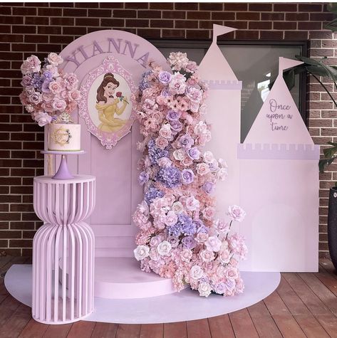 Disney Princess Backdrop, Pvc Arch, Frame Backdrop, Princess Backdrops, Wedding Butterfly, Backdrop For Wedding, Decoration Backdrop, Design Stage, Princess Birthday Party Decorations