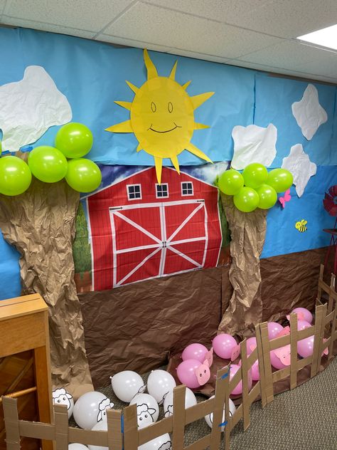 Barnyard Decorations Farm Theme, The Farm Theme Preschool, Farm For Preschoolers, Barnyard Animal Crafts, Farm Room Transformation, Farm Daycare Theme, Farm Animal Decorations, Farm School Theme, Farm Themed Kindergarten Classroom