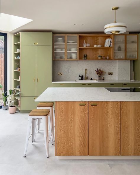 PLUCK Kitchens | Stepping into this kitchen brings instant calm thanks to the balanced cabinetry, layers of texture - note the fluted glass cabinets - and… | Instagram Dream Family Home, London Plane, Modern Kitchen Furniture, 1930s House, Miller Homes, Fluted Glass, Dream Family, Interiors Magazine, Apartment Life