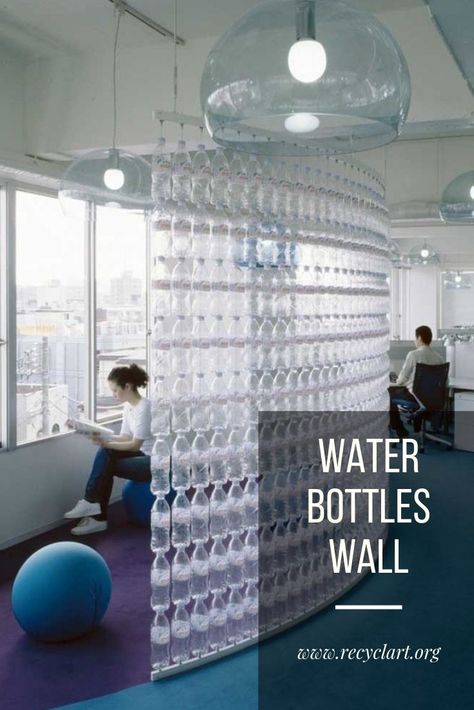 Water Bottles Wall Bottles Wall, Recycle Water Bottles, Reuse Plastic Bottles, Bottle House, Hanging Plant Wall, Garden Coffee Table, Bottle Wall, Diy Craft Room, Diy Storage Cabinets