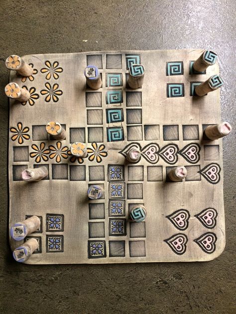 Ceramic Game Board, Ceramic Board Games, Clay Board Game, Ceramic Games, Clay Games, Pottery Games, Kids Clay, Clay Plates, Diy Marble