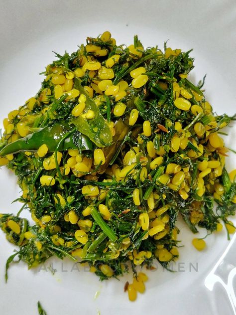 Shepu Bhaji Recipe, Leafy Vegetables Recipes, Maharashtrian Food, Tonsil Stone, Instant Recipe, Indian Vegetable Recipes, Lentils Recipes, Dill Recipes, Maharashtrian Recipes