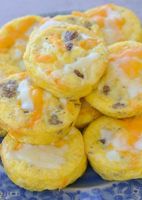 Sausage Cheese Keto Egg Muffins - The Best Keto Recipes Bariatric Post Op, Keto Egg Cups, All Meat Diet, Main Dishes Crockpot, Keto Egg Muffins, Galette Recipes, Tomato Galette, Keto Eggs, Breakfast Salads