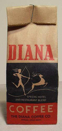 DIANA COFFEE Bag Vintage 1940s, via Flickr....Need to buy this for my daughter..Diana..(when she`s old enough) Coffee Package, Coffee Bags, Graphic Design Collection, Coffee Painting, Cool Packaging, Vintage Packaging, Chocolate Packaging, Tea Packaging, Coffee Packaging