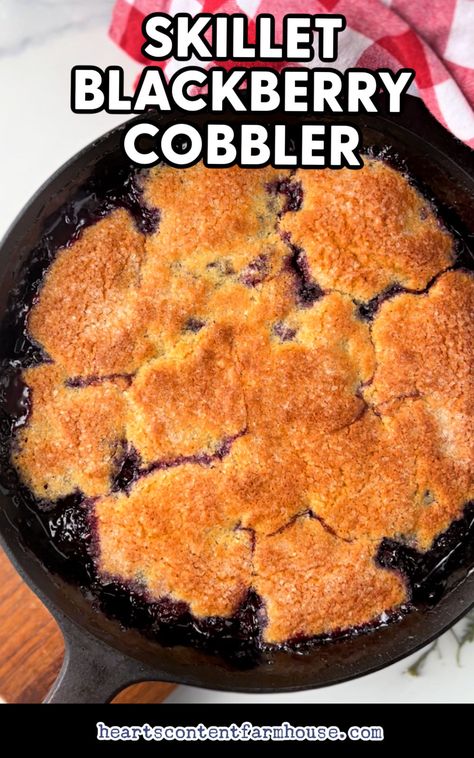 Cast Iron Skillet Blackberry Cobbler Crowd Food, Comfy Kitchen, Easy Drop Biscuits, Blackberry Cobbler Recipe, Simple Desserts, Sweet Bakes, Blackberry Cobbler, Raspberry Cookies, Vegetarian Desserts