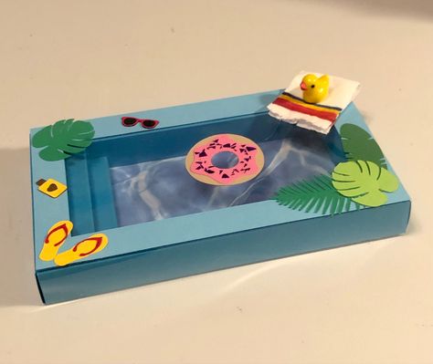 Swimming Pool Craft, Dolphin Diorama Projects For Kids, Tide Pool Diorama, Miniature Swimming Pool Diy, Diy Doll Pool, Beach Diarama Ideas Kids, Mini Swimming Pool, Ideas De Piscina, Santa Card